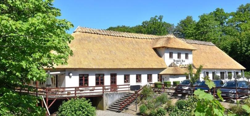 Bromolle Kro Jyderup Exterior photo